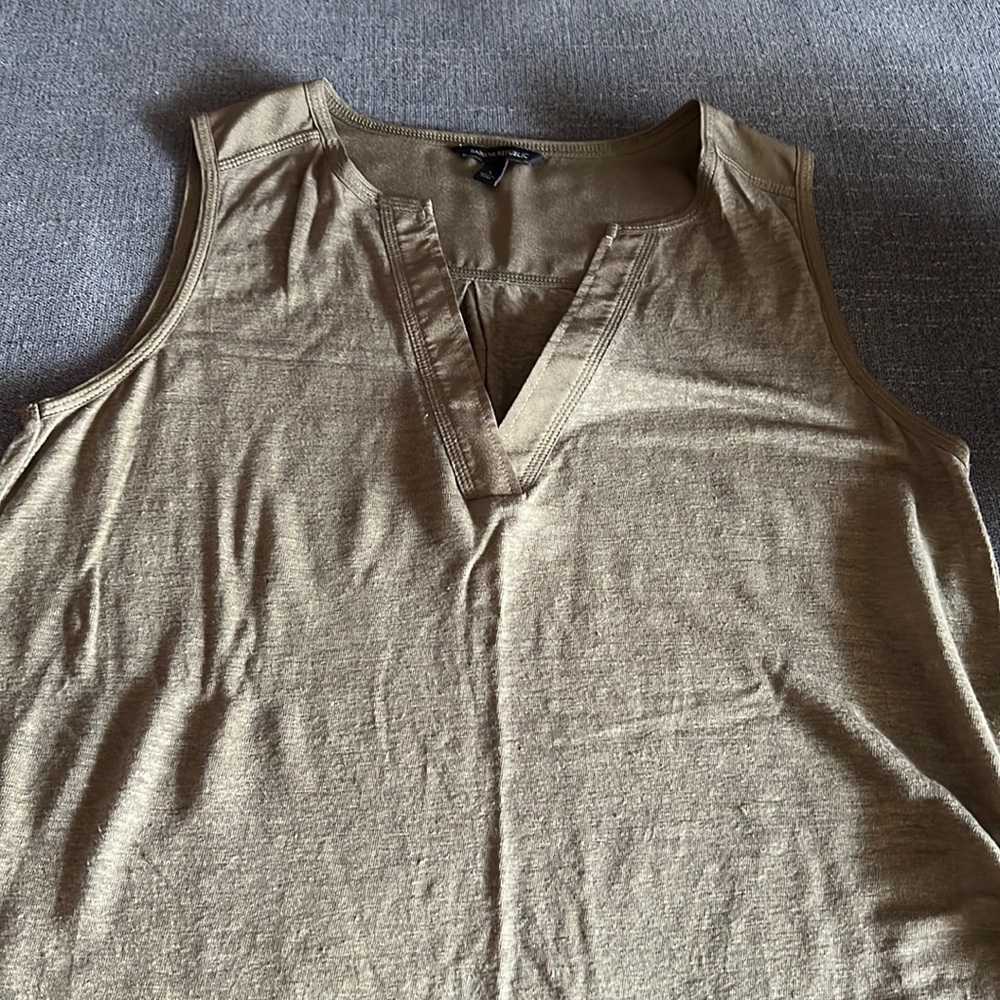 Banana Republic Tank